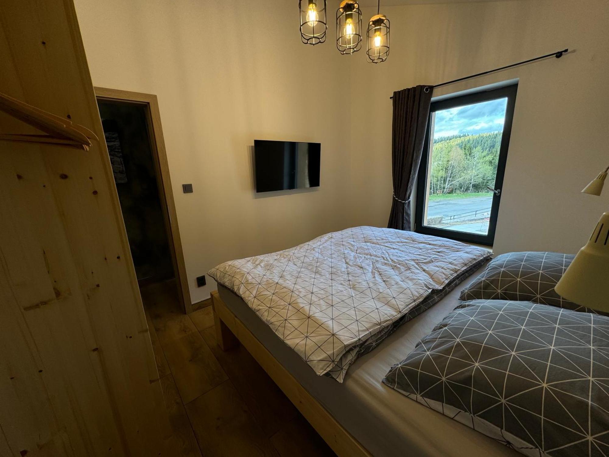 Český Jiřetín Flaje Apartmany מראה חיצוני תמונה